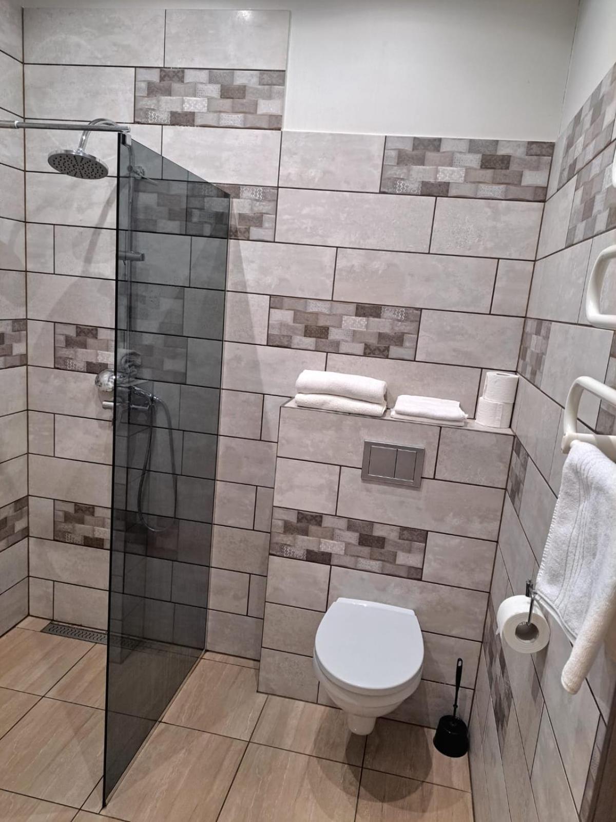 Jaunamuiza Apartamenti Valmiera Exterior foto